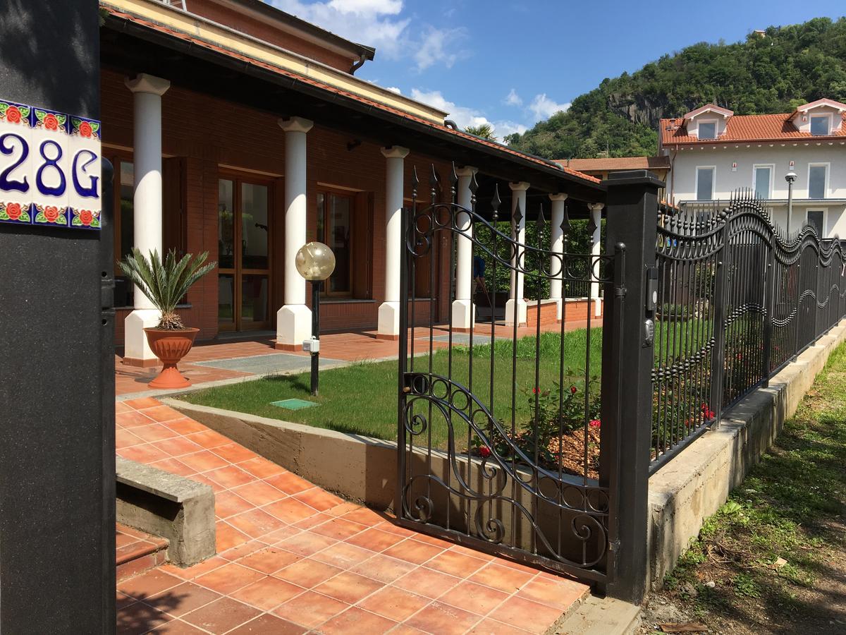 Ostello Casa Emmaus Maccagno Exteriér fotografie